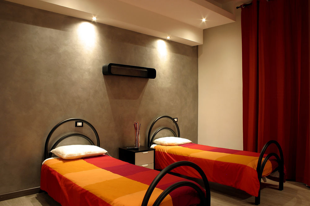 Enzo Luxury Rooms Roma Exterior foto